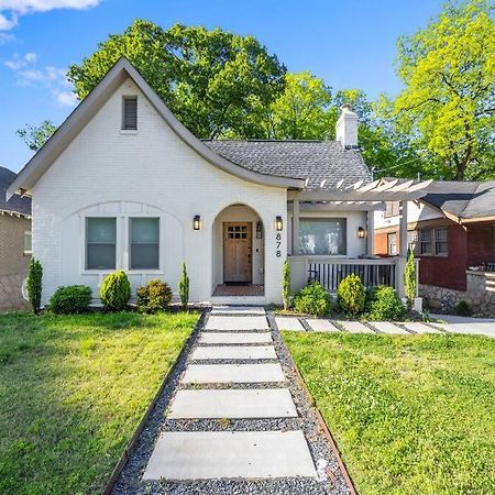 Designer Home: King Beds, Luxe Bath+Free Parking! Atlanta Bagian luar foto
