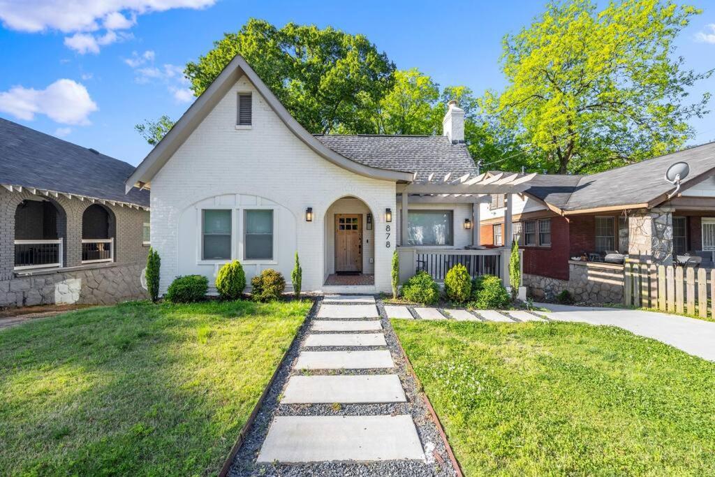 Designer Home: King Beds, Luxe Bath+Free Parking! Atlanta Bagian luar foto
